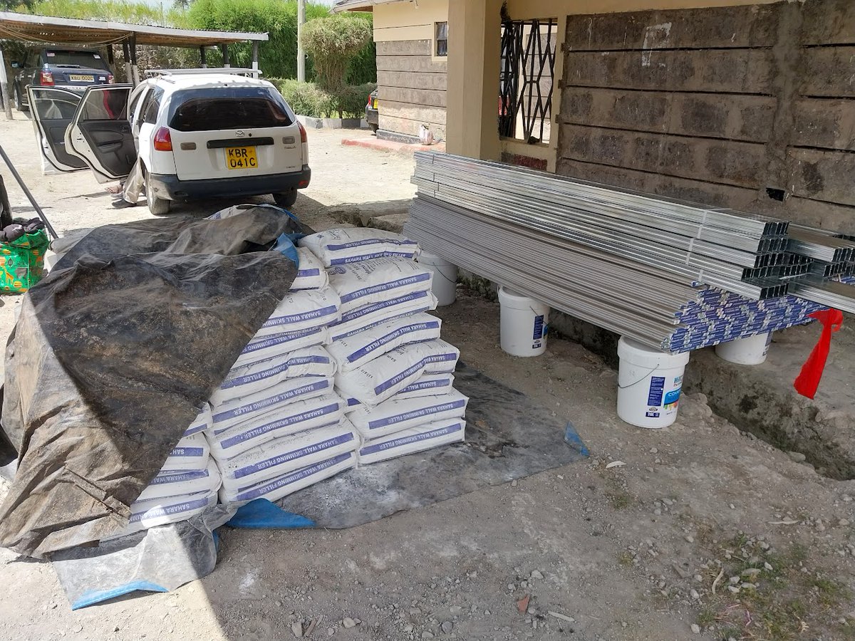 GeoiInteriors's tweet photo. We renovate homes 📷 . Refurbish and revamp. For enquiries call 0759 200472 Email info@geoi.co.ke https://t.co/GskkWil6H0 site preparations ongoing https://t.co/19SvfYwCe1