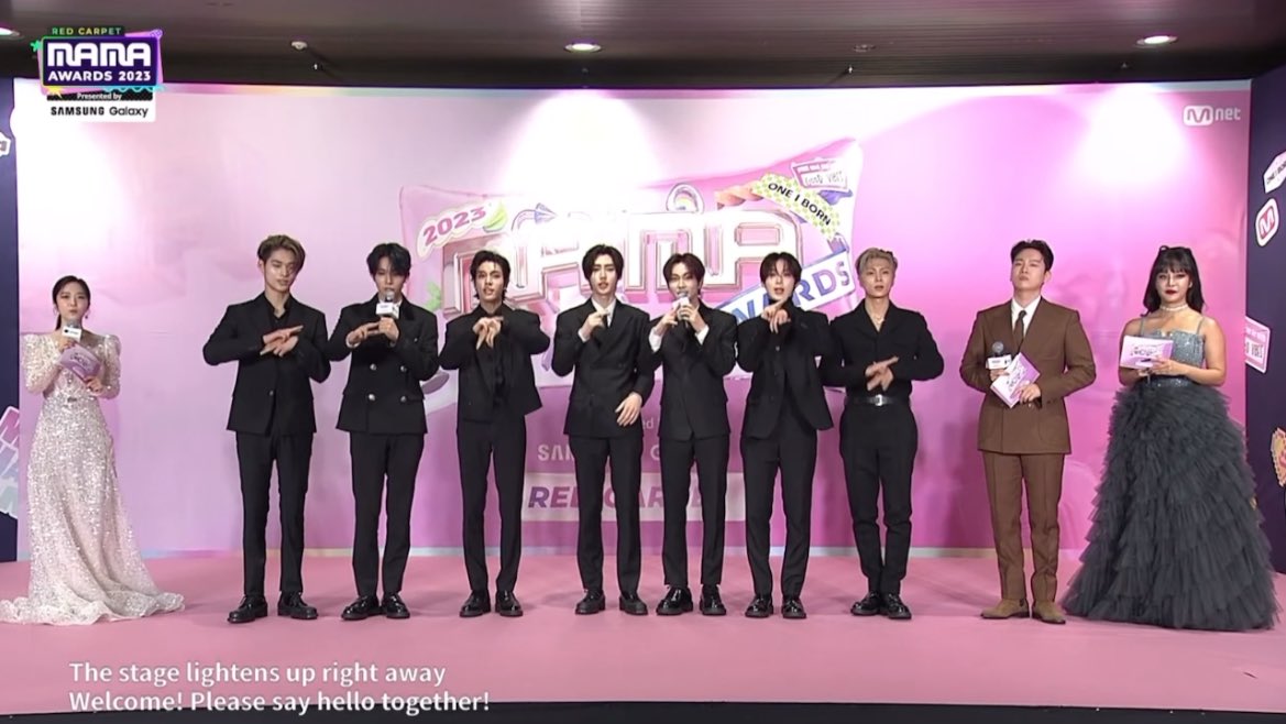 EN7ernally's tweet photo. #ENHYPEN serving visuals at the MAMA Awards 2023 Red Carpet ✨ https://t.co/VVMIGmHd8q