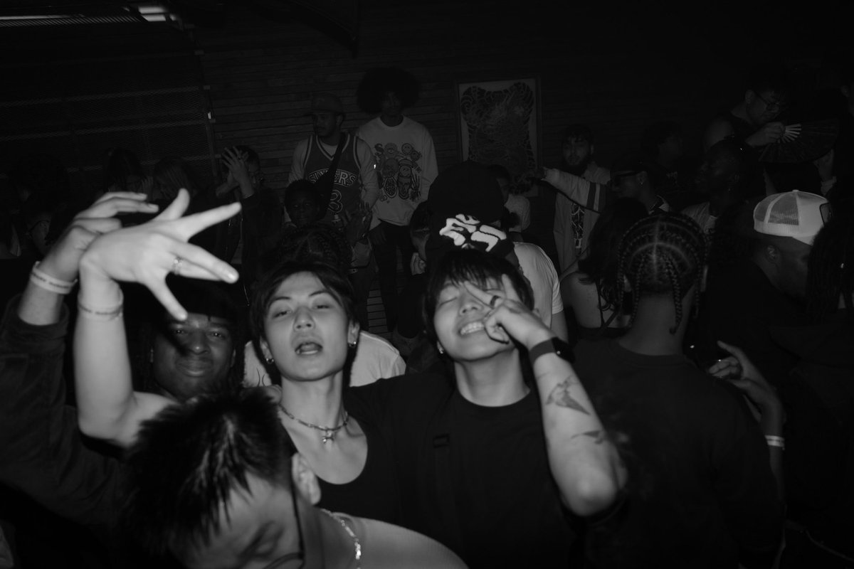 too much thinking vs. no thoughts at all