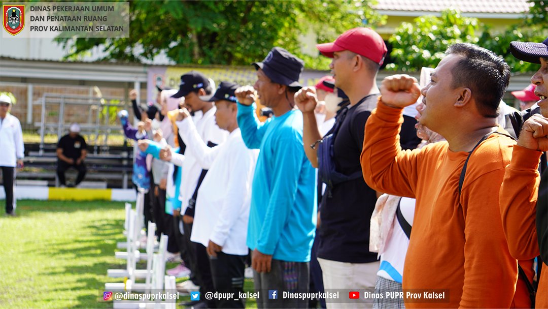 dpupr_kalsel's tweet photo. Turnamen Gateball Dinas Pekerjaan Umum dan Penataan Ruang Provinsi Kalimantan Selatan

#dinaspuprkalsel
#pupruntukbanua
#bergerak
#kalselbergerak
#kalimantanselatan
#kalselmaju https://t.co/7COJU4PekK