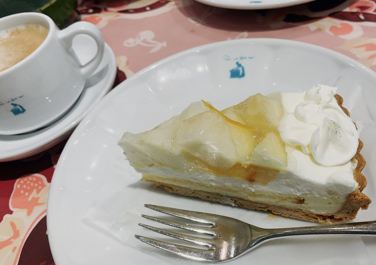 sa__acnh's tweet photo. だいすきな洋梨カフェ巡り🍐🍴𓈒𓂂𓏸 https://t.co/AcDBHJ8WX5
