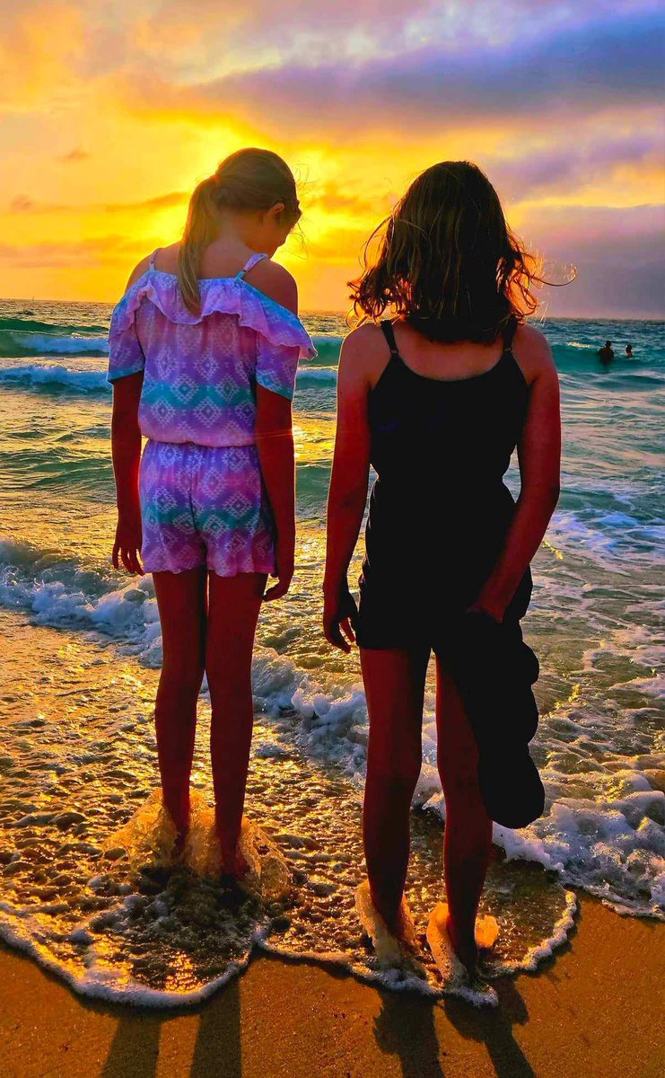 Amazing beach sunset enjoyed by my girls! Gotta love Western Australian beaches!