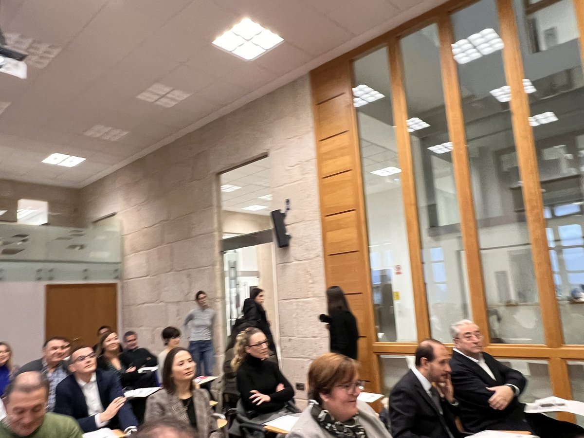 mccamposacunha's tweet photo. Comenzamos el #Taller sobre #ConflictosdeIntereses organizado por el #ConsellodeContas y la @depo_es , gracias a @Simonregov por impulsar esta iniciativa desde el área del local!!! https://t.co/wCDeztXpjP