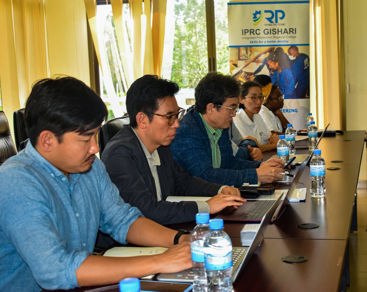 GishariCollege's tweet photo. On November 27th, 2023, IPRC Gishari had the honor of hosting a delegation from KOICA, led by Mrs. KIM Jinhwa,the Country Director/Rwanda. The visit was aligned with their Project for Enhancing Employability and Entrepreneurial Capability of Higher Technical Education Graduates. https://t.co/FFzmAll1A0
