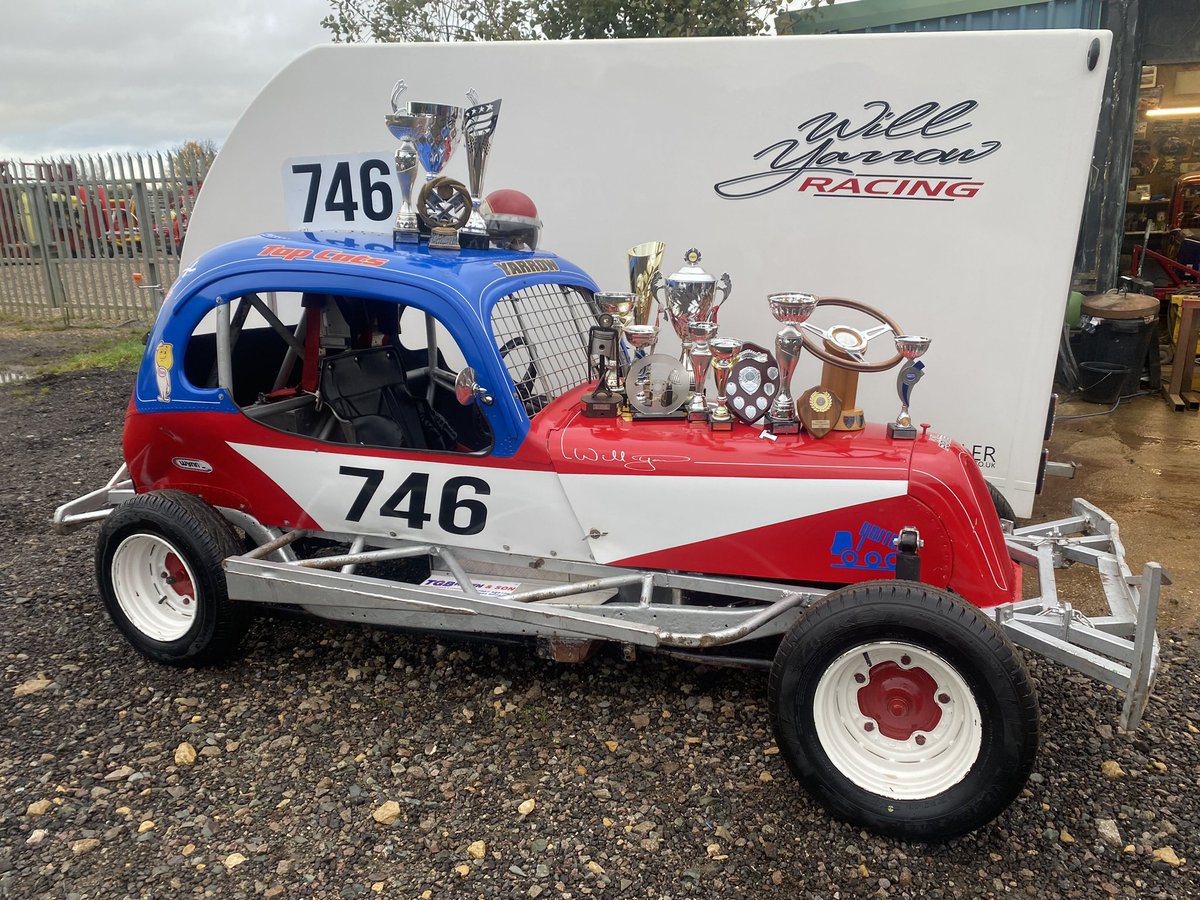 WillYarrow22's tweet photo. Two yrs on, never forgotten……Heres to you dad 🥰 #goodOlBoy #746 👍🏁🍻 https://t.co/MUfXbp9Qji