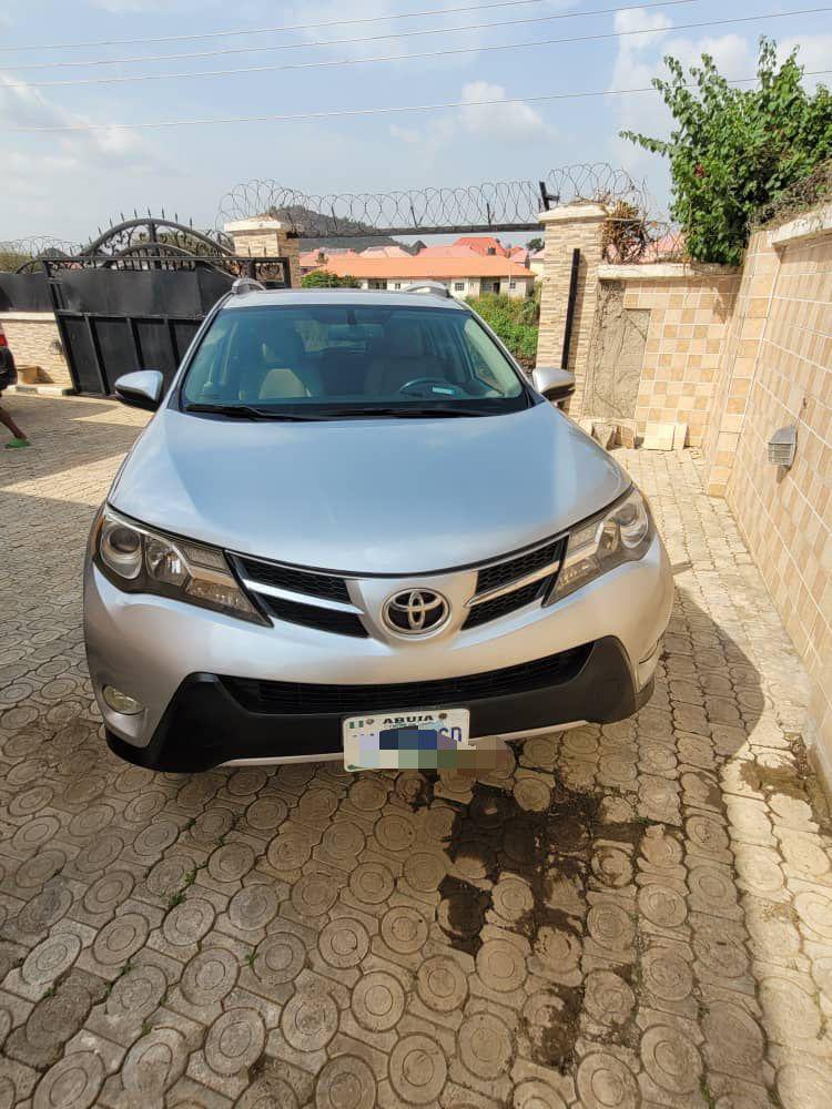 Belgium Standard Used 2015 RAV4 First Body With Duty For 9.6m only Slightly Negotiable Inbox📥, call 07041567168 or WhatsApp 07053326910 We deliver nationwide✅ #mjcars #carsale #cars #auto #car #carsforsale #carsales #forsale #autosale #nigeria #usedcars #buyacar #sales #suv