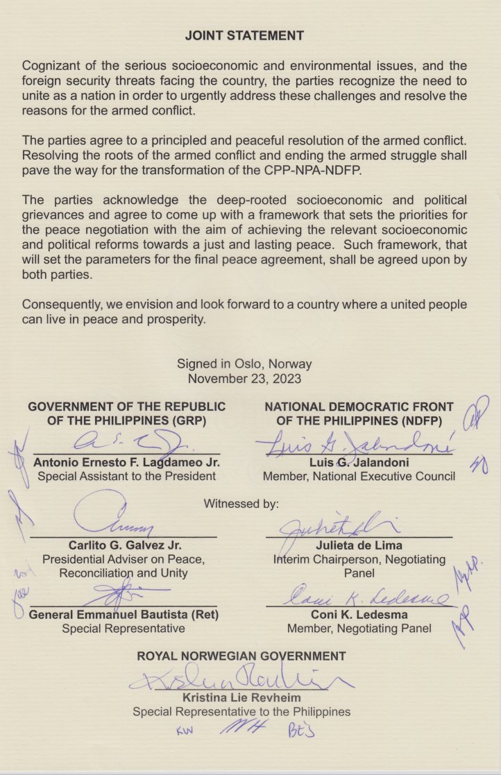 Gratulerer filippinske myndigheter og kommunistbevegelsen NDFP med signering av felles visjon for fred.

Krevende arbeid gjenstår, men viktig og riktig steg for #Filippinene.

Norge la til rette for de fortrolige samtalene. Vi vil fortsatt støtte partene.
regjeringen.no/no/aktuelt/nor…