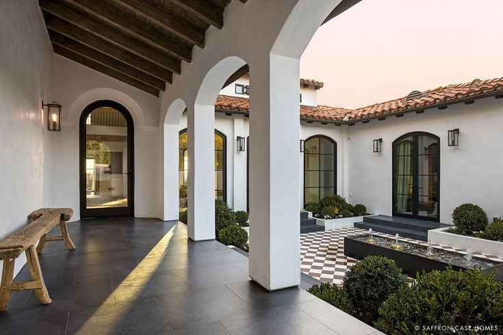 thatguykevo's tweet photo. Arches are a must have when building a home. https://t.co/7tBlhhNmPQ