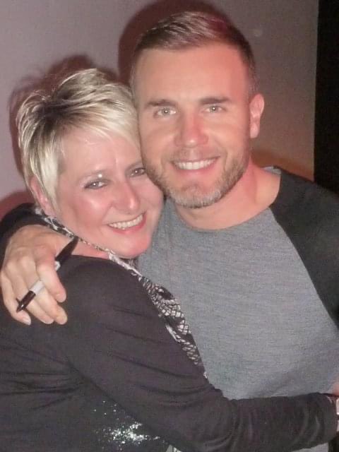 As if this was ten years ago !! <a href="/GaryBarlow/">Gary Barlow</a> 😱🥰❤️