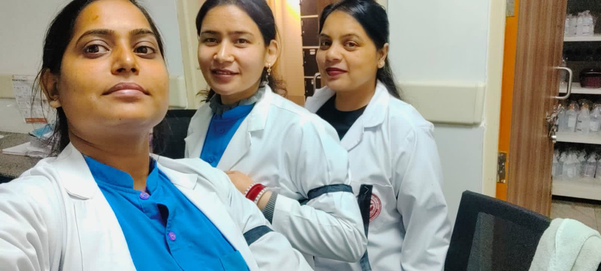BathindaAbnu's tweet photo. Day 3 Black ribbon campaign at AIIMS Bathinda 

The Nursing staff of institute appeal to the GOI for their rights🙏🏻 https://t.co/rAPpbqd5Jj