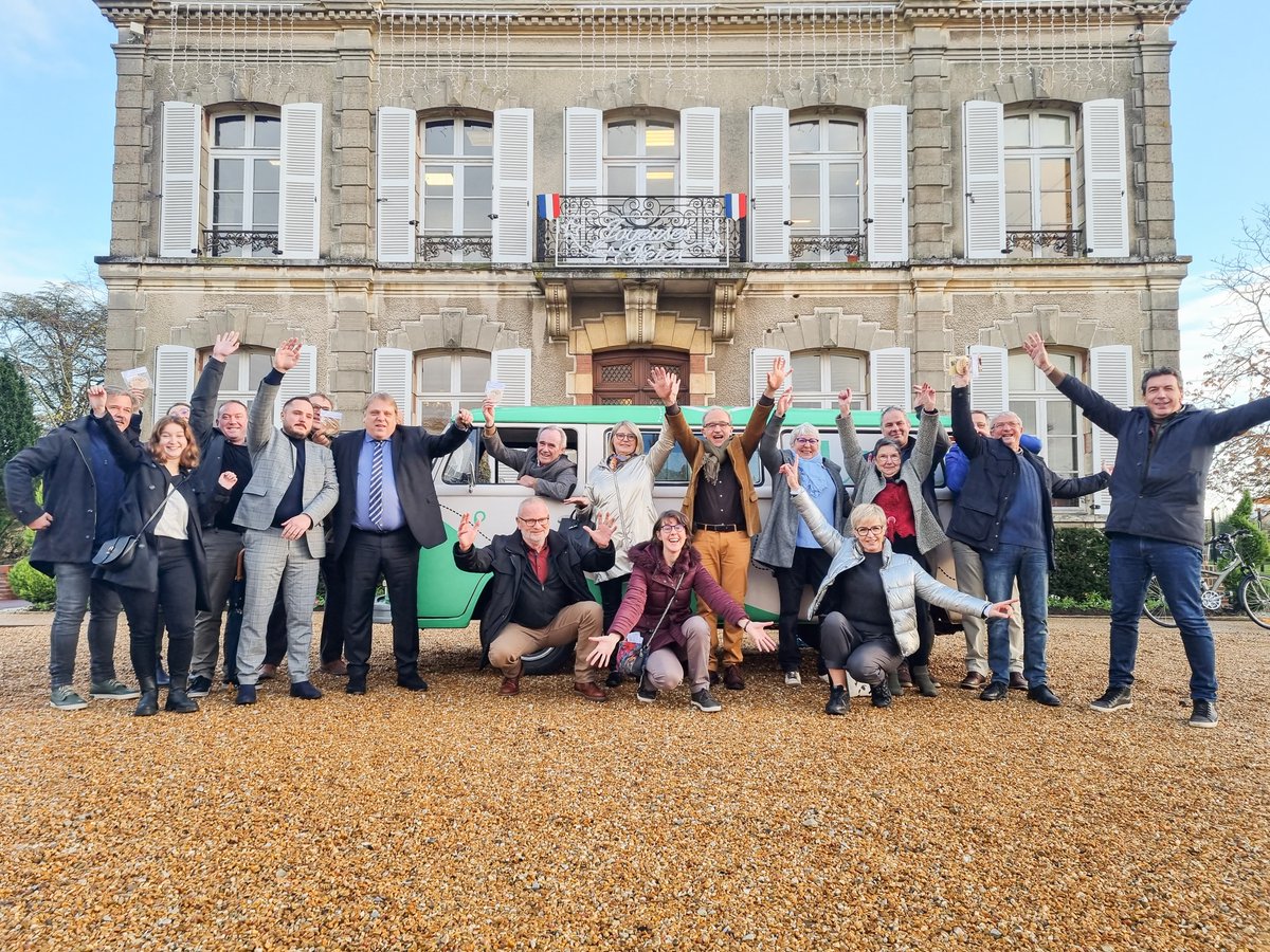 #Roadshow Étape 26 - Verneuil d'Avre et d'Iton 📍

Ancienne cité frontière entre la France et la Normandie, la ville dévoile ses trésors avec une personnalité bien marquée et se distingue par son caractère authentique 🥰

En avant pour cette belle étape ! 🏁