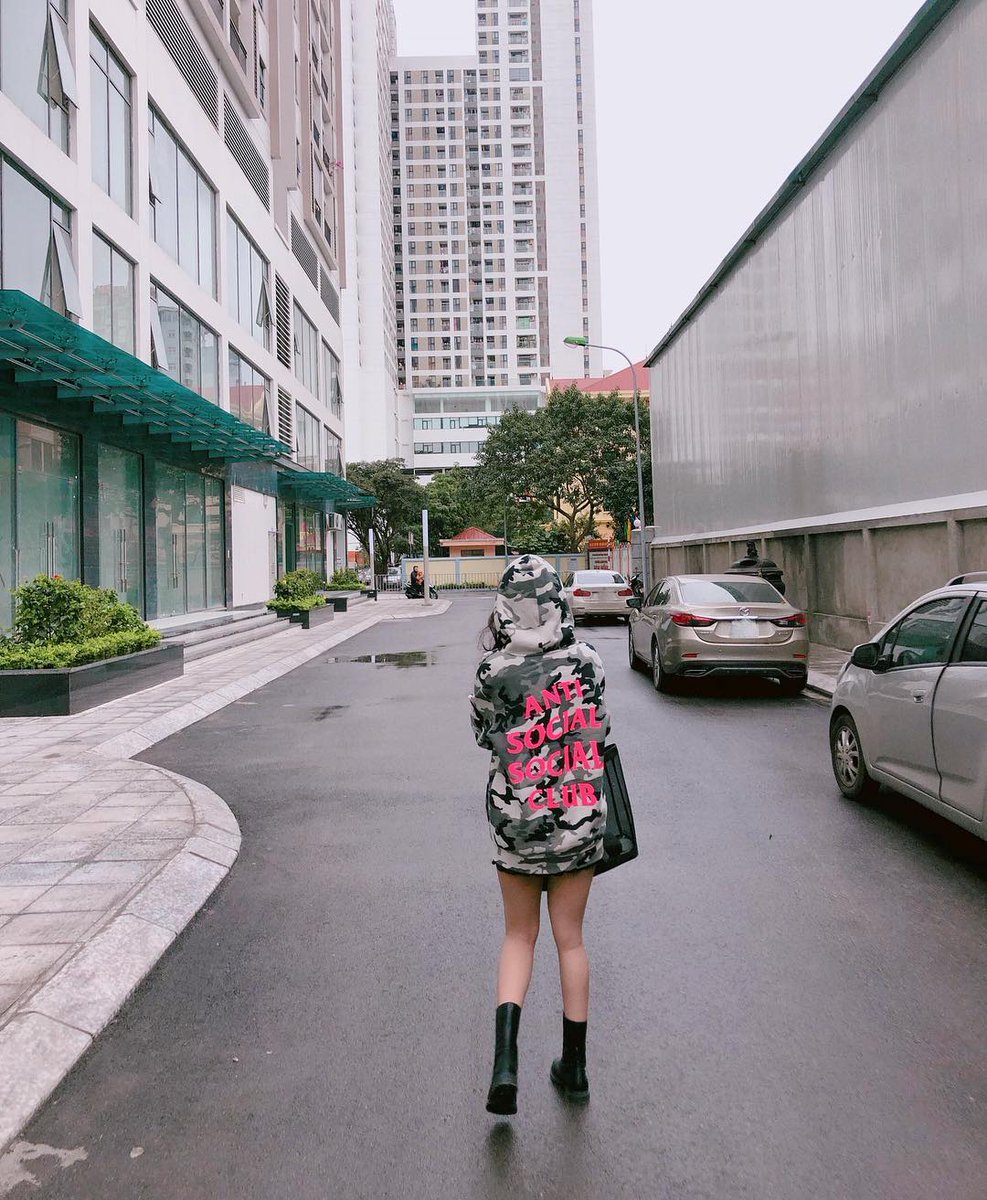 Jennifer Huyền Lê tweet media