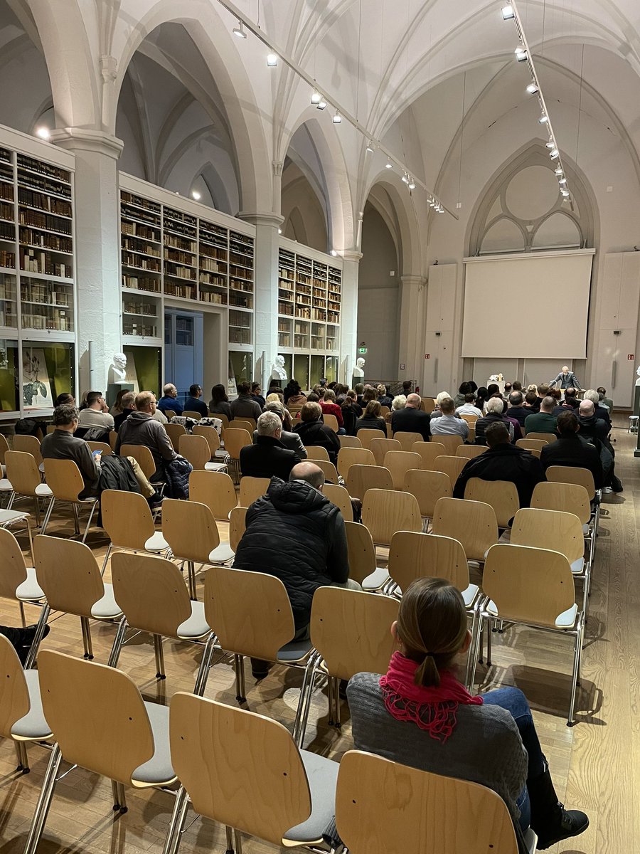 Corinna Breitinger tweet media