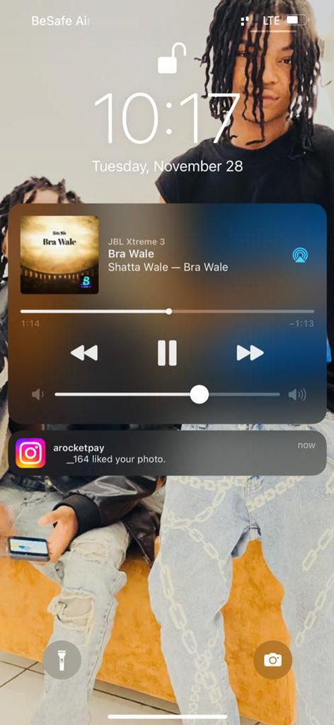 Alphabet444's tweet photo. Please why is today's date 11 ๐ณ.. Or I'm the one getting things wrong now ๐
#SM 4lyf โค๏ธ #arocketpay #KONEKTALBUM ๐ @shattawalegh @Shattawalenews @AbrantieAzay @ShattaBianca @flexkgermain @arocketpay pah pah pah ๐ฅ https://t.co/yhPEUWq3xF
