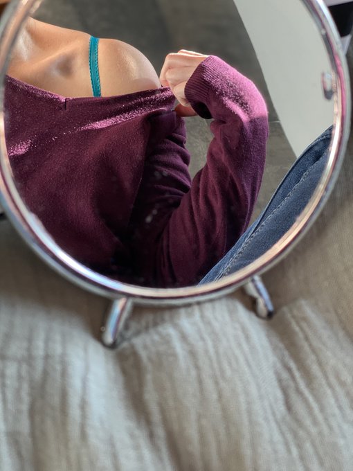 Comment aimerais tu que je t&rsquo;appelle ?  #MardiMiroir https://t.co/apEmMMJqWY<a href="/tag/mardimiroir"class="tags">#MardiMiroir</a>