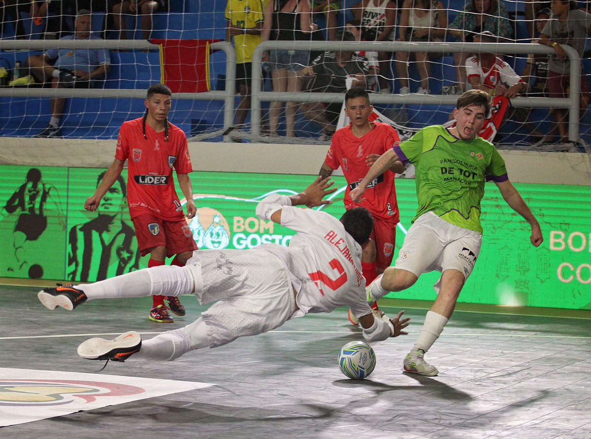 PalmaFutsal's tweet photo. 🧒🏻 Debut del equipo sub17 del Mallorca Palma Futsal en la Copa del Mundo de la categoría en Brasil
❌ Derrota 3-5 frente al Juventas Futsal de Colombia
💪🏻 A seguir con fuerza y a disfrutar de la experiencia
#CopadelMundosub17
#CanteraMallorcaPalmaFutsal https://t.co/FAWZPiDDr8