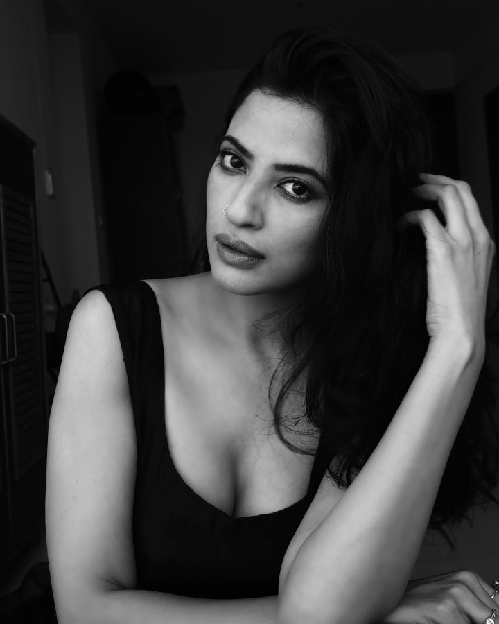 GAAvixtasAEtoh1?format=jpg&name=900x900