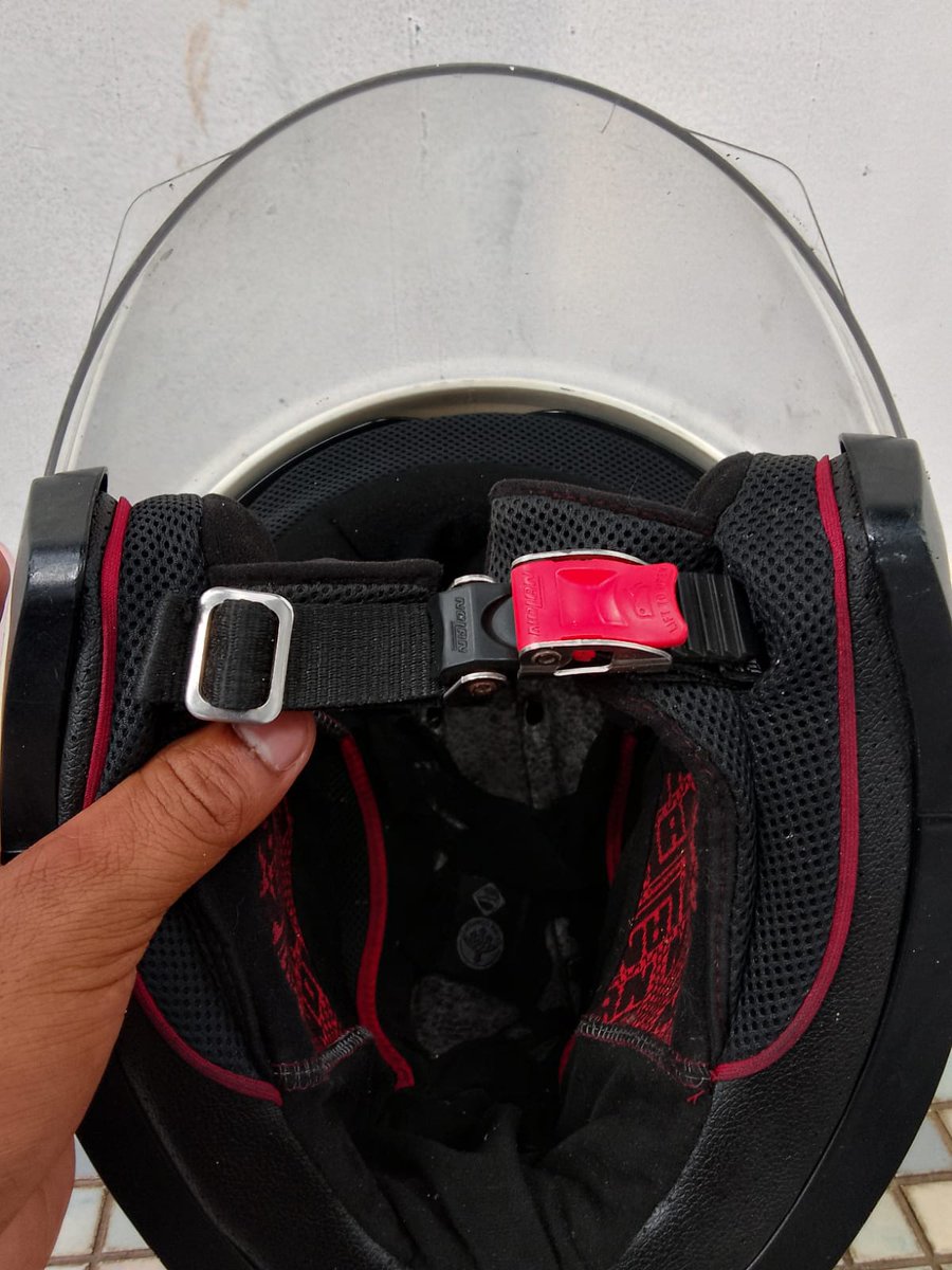 ErwinMbehar's tweet image. WTS Jual bekas

Helm Nolaan 100% original

2,000.000 nego !!

Cod jakarta (MAMPANG)
Bisa lewat shopee ya !!

#jualhelm #helmbekas #helm #motorbike #jual