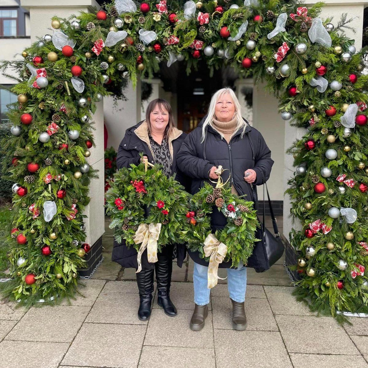 😍 Absolutely stunning wreaths... The perfect way to start the festive season at Lancaster House 🌹 Thank you to Lune Valley Home & Garden for a brilliant wreath-making workshop.