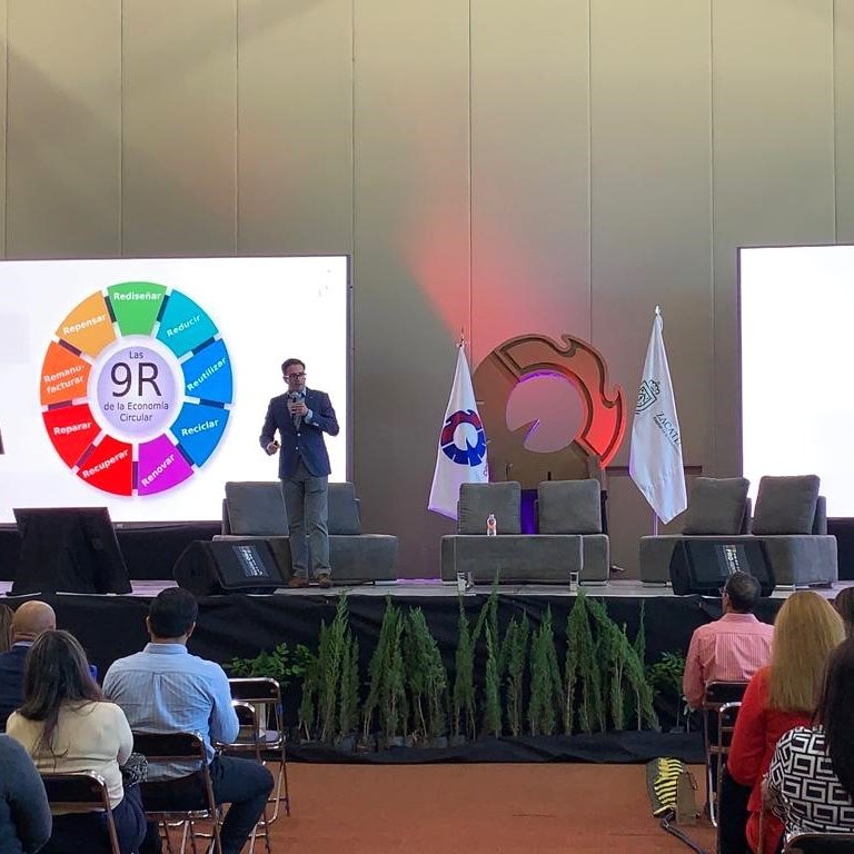 👩🌎 La pasada semana, nuestro consultor <a href="/chemoscopia/">José Manuel TALERO</a>, participó en el primer Foro Nacional ‘𝗠𝘂𝗷𝗲𝗿𝗲𝘀, 𝗶𝗻𝗱𝘂𝘀𝘁𝗿𝗶𝗮 𝘆 𝘀𝗼𝘀𝘁𝗲𝗻𝗶𝗯𝗶𝗹𝗶𝗱𝗮𝗱’ celebrado en la ciudad de Zacatecas.

#México #ManagementandResearch #EconomíaCircular #Internacionalización