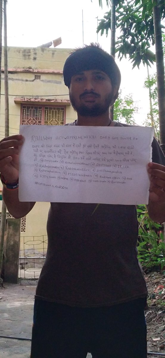 SulendraNayak's tweet photo. @narendramodi सर मैने रेलवे से अप्रेन्डिस की 1 साल और हमें जॉब के लिए इधर उधर भटकना पड़ रहा हैं 2साल iti की सर हम double skilled है फिर भी हमें रेलवे मे जॉब नहीं मिल रही ये कहां का न्याय हैं सर  हम जाये तो जाये कहां सर आप ही कुछ कीजिये सर please @PMOIndia @narendramodi @AshwiniVaishnaw https://t.co/UinZMKFKFU