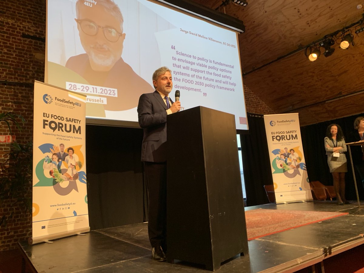 Stef Bronzwaer @EFSA_EU (@sbronzwaer) on Twitter photo Great to be among the opening speakers together with Marta Hugas and Jorge Molinova from DG RTD. Thanks โฆ<a href="/fs4eu/">FoodSafety4EU</a>โฉ Great to be among the opening speakers together with Marta Hugas and Jorge Molinova from DG RTD. Thanks โฆ<a href="/fs4eu/">FoodSafety4EU</a>โฉ