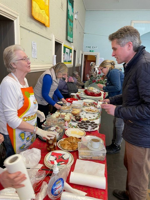 Last weekend I had the pleasure of visiting Salem Church in Cheslyn Hay for a fantastic Christmas Fayre. It was wonderful to see so many residents getting into the festive spirit and great to see the community supporting the Church who do so much.