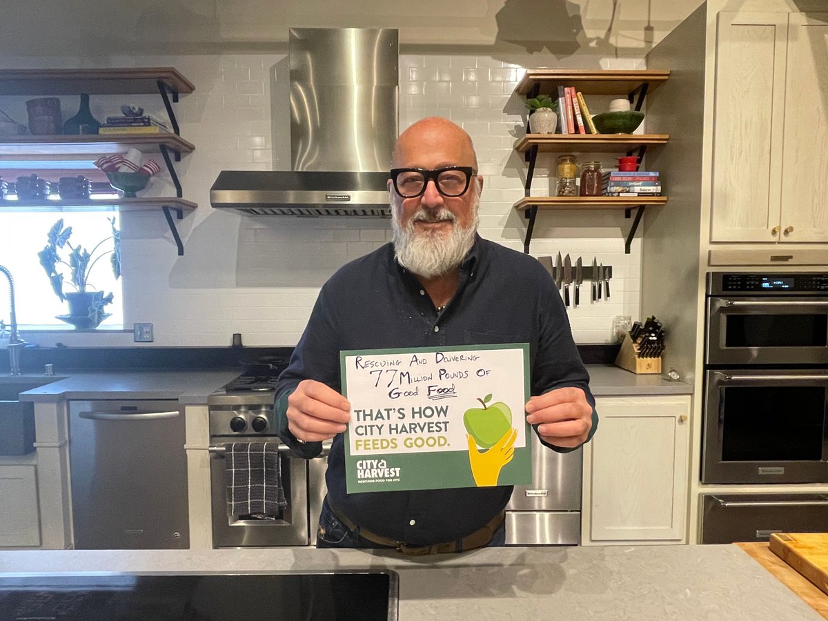 Join me in helping to feed New Yorkers in need this #GivingTuesday. Every $1 will help @cityharvest feed 4 NYers for a day. Donate today at bit.ly/40VGhFV #WeAreCityHarvest