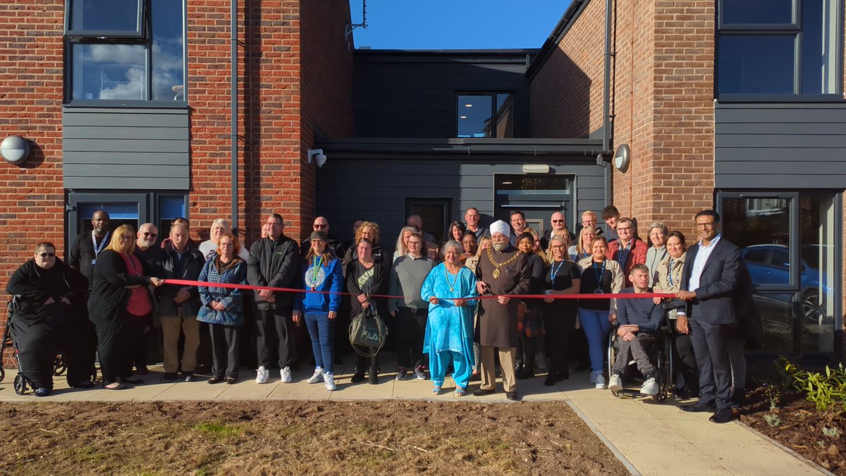 The Lord Mayor and Lady Mayoress were pleased to attend the opening of HB Villages new supported living scheme in Henley Road. The new scheme will provide supported living for 19 local people, living with physical and learning disabilities.