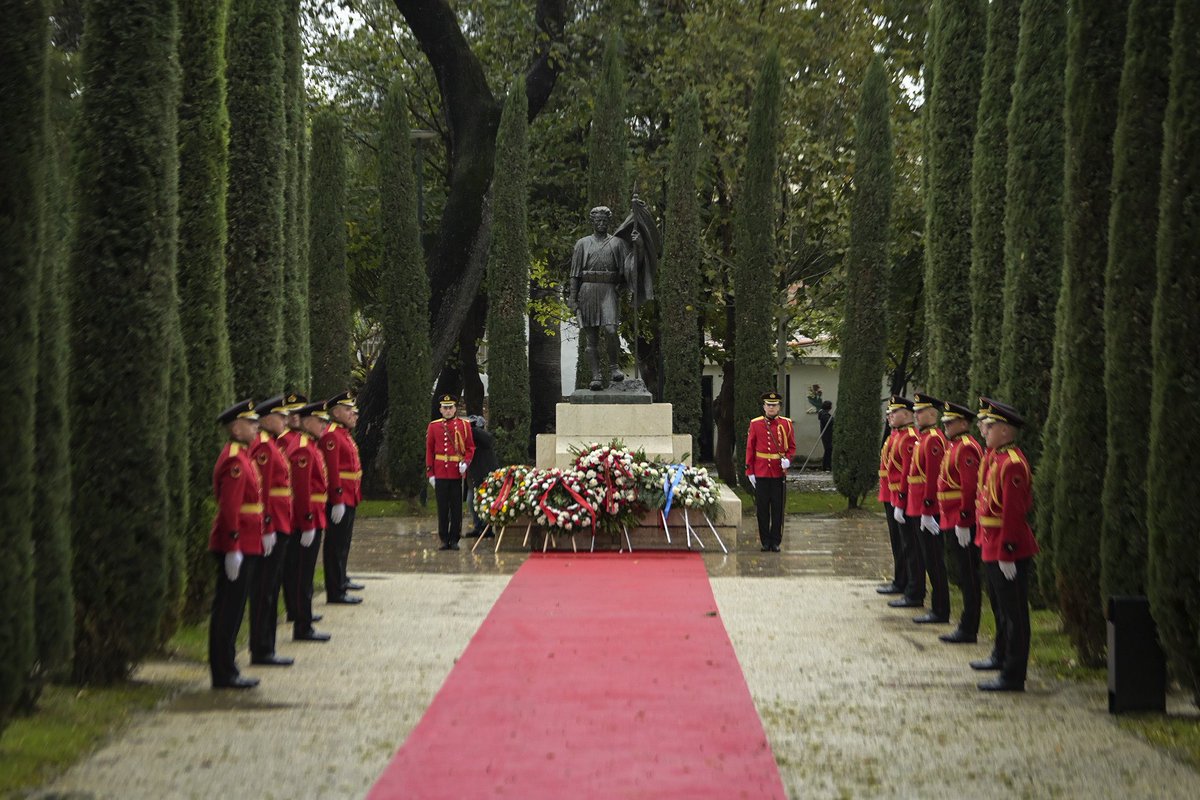 albinkurti's tweet photo. Happy 🇦🇱 Independence Day to all Albanians around the world. From Skanderbeg's victory in Kruja to the Declaration of Independence of 1912, today reminds us that our noble right to freedom has been long fought, symbolizing the enduring spirit &amp; resilience of the Albanian people. https://t.co/kdw5sYKQN1