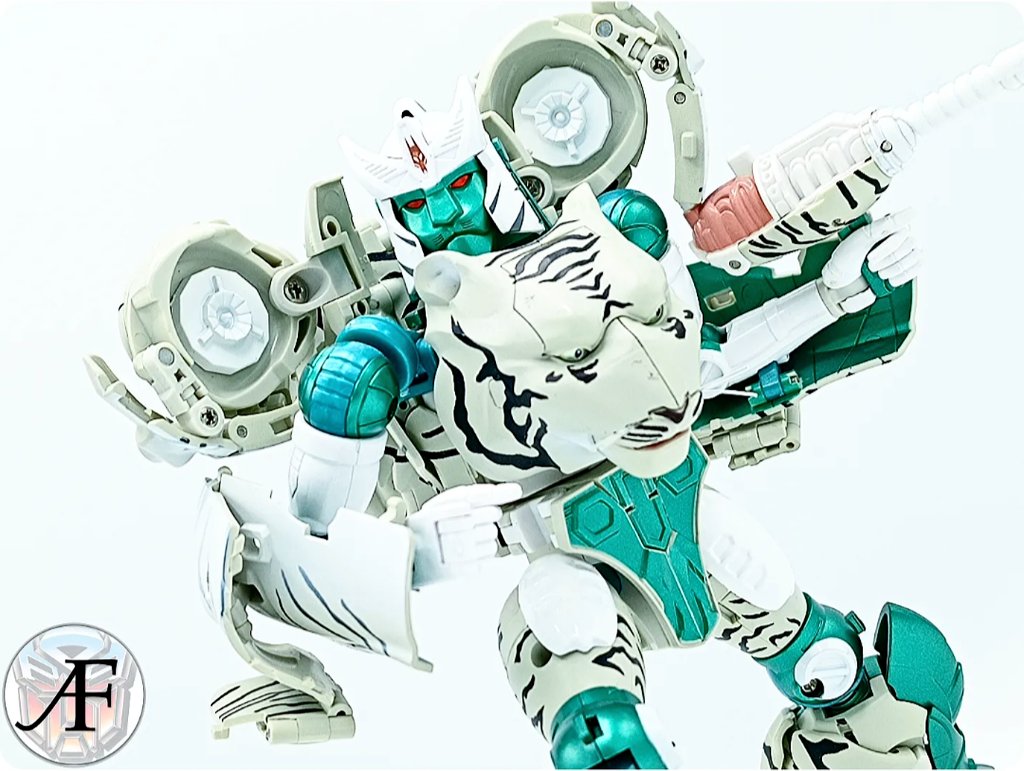 ArrowFyre's tweet photo. He's a jungle warrior
Takara Masterpiece MP50 Beast Wars Tigatron 📷
#Transformers #BeastWars #Tigertron #Tigatron #Maximals #TakaraTomy #Masterpiece #toyphotography https://t.co/y6fvbKnnC6