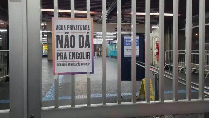 Trabajadores del metro protestan contra políticas de privatización de empresas en Sao Pablo, #Brasil.

La noticia
n9.cl/zo079

#Telesur
#SissComunica
#SeguridadSocial
#VenezuelaEsEsequibo