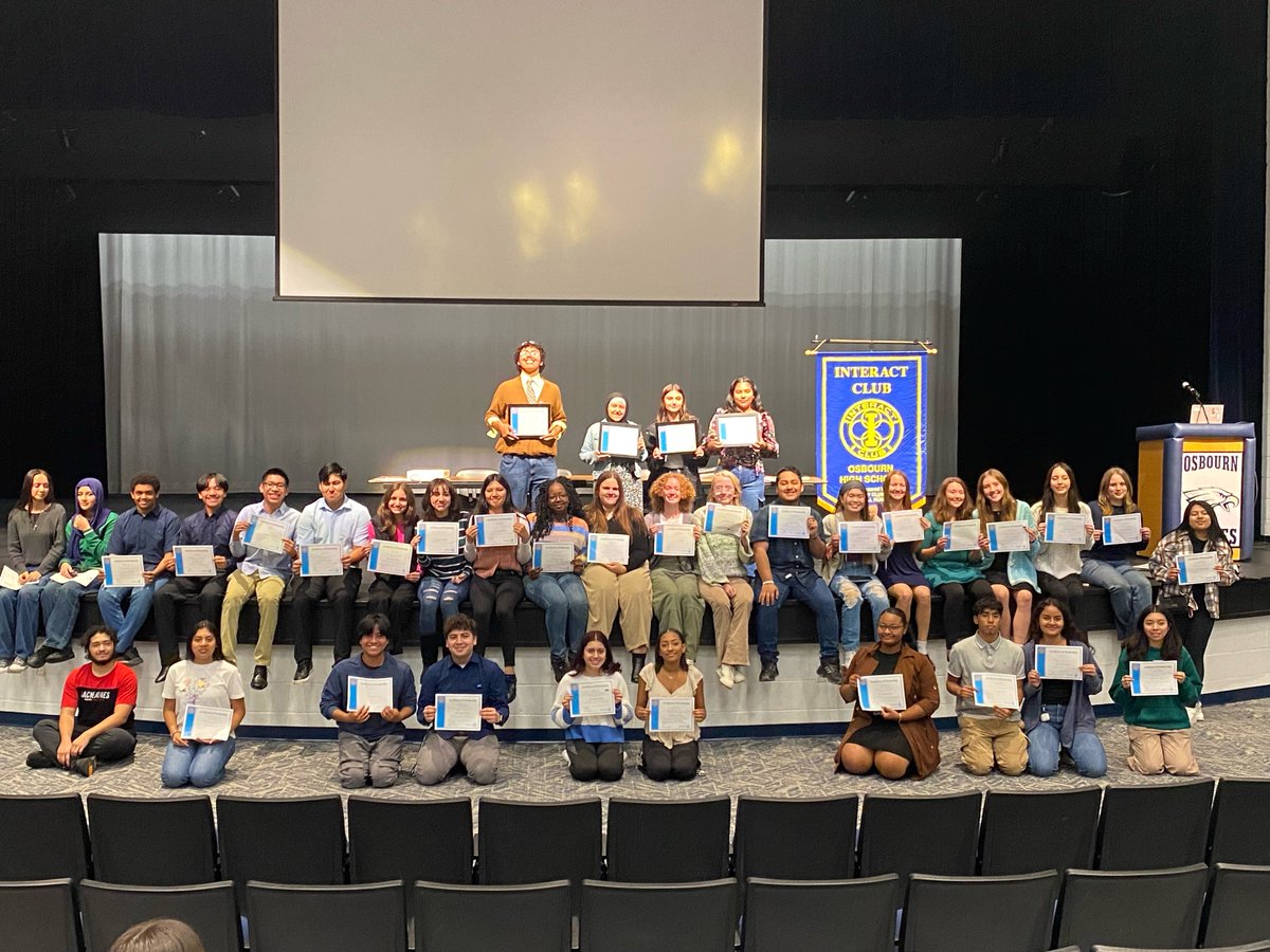 Our Interact Club Initiation Ceremony took place on November 21. The club officers and members were officially made members by the Bull Run Rotary Club. Look for them during the Manassas Christmas Parade!