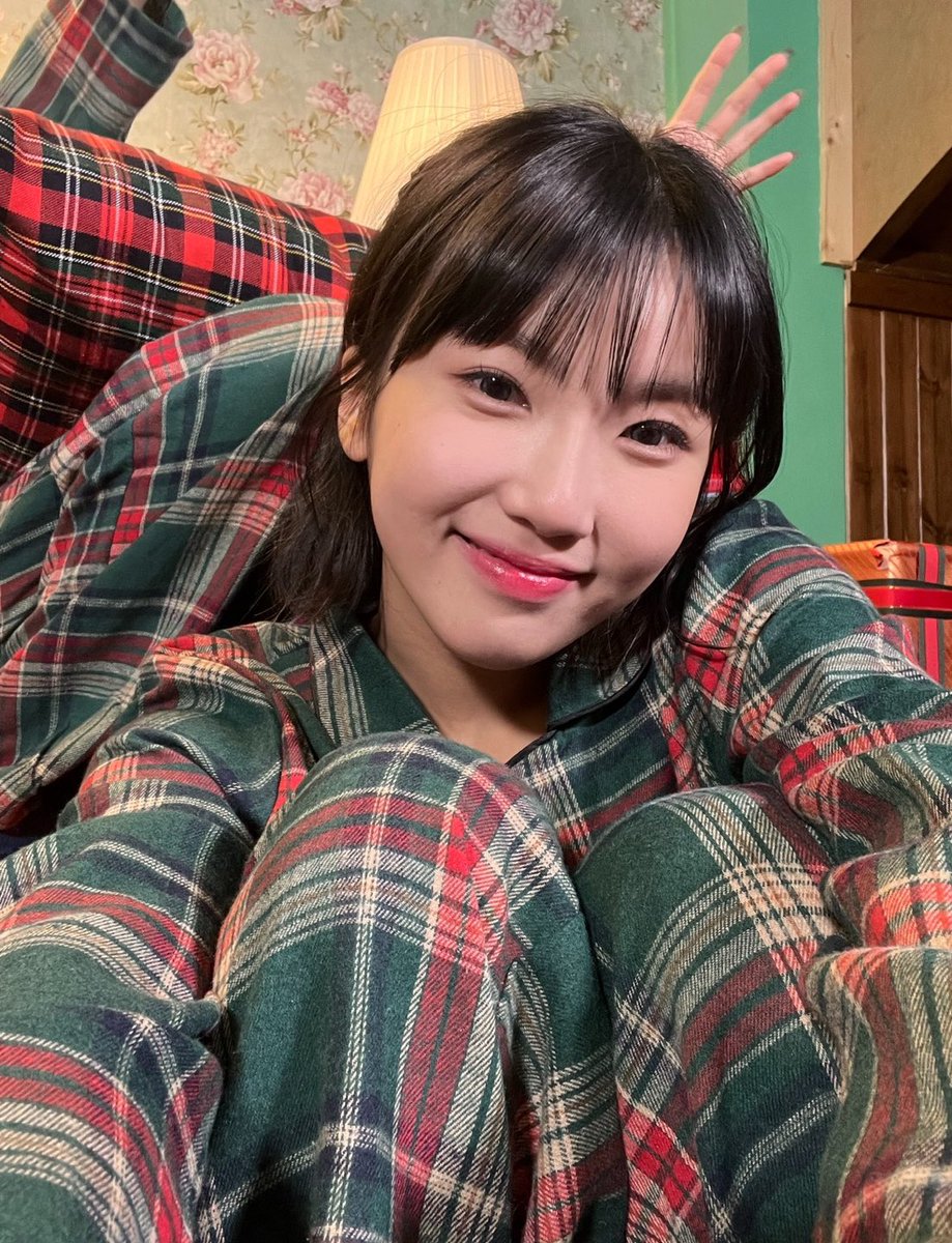 tribedaloca's tweet photo. [#소은🐰]
엄지가 휠만큼 좋은 파파노엘~🎄🌕🦋😎✨

#트라이비 #TRI_BE #SoEun https://t.co/uI02CJ6DeB