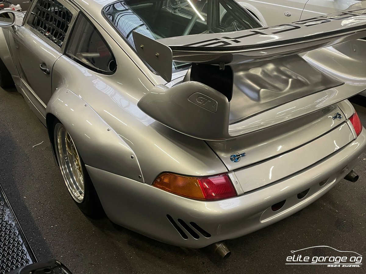 by_Lienhard's tweet photo. Aha! 😮
1995 PORSCHE 911 GT2 R
CHF 499'800.–

Anbieter:
©📷 by Elite Zuzwil, 9524 Zuzwil https://t.co/sXznLUUYIL