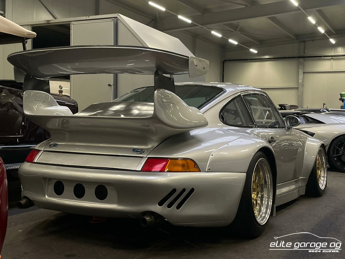 by_Lienhard's tweet photo. Aha! 😮
1995 PORSCHE 911 GT2 R
CHF 499'800.–

Anbieter:
©📷 by Elite Zuzwil, 9524 Zuzwil https://t.co/sXznLUUYIL