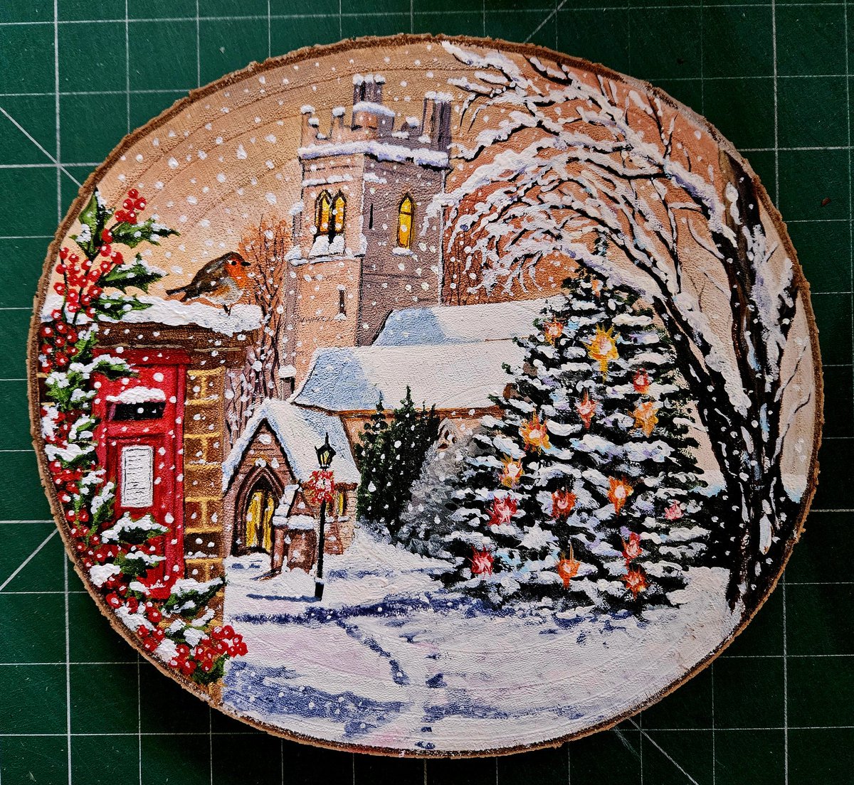 FairbraceM's tweet photo. Latest Christmas large log slice finished. #Christmas #logslice #acrylic #snow #robin #church #xmasart ๐๐โ๏ธ๐
๐ https://t.co/PS4A95D5Xz
