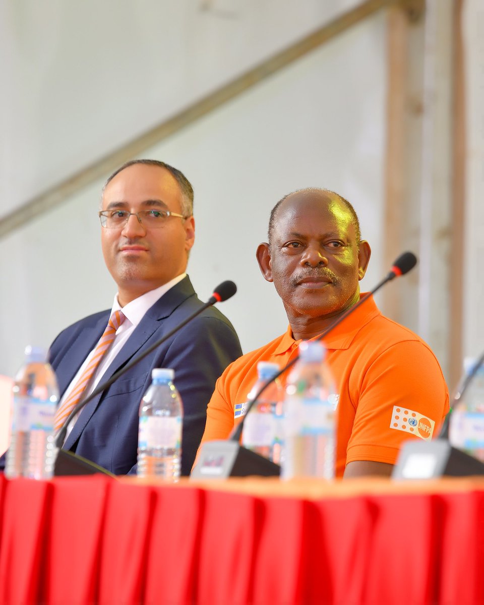 The VC @Makerere @ProfNawangwe has this morning been joined by our very distinguished friends @SwedEnvoyUganda, Dr.@PaulinaUNWomen & @dan_alemu to take a stand against #GBV. The team was joined by @naviomusic & Timbuktu for edutainment. #16DaysOfActivism #MakStandsagainstGBV