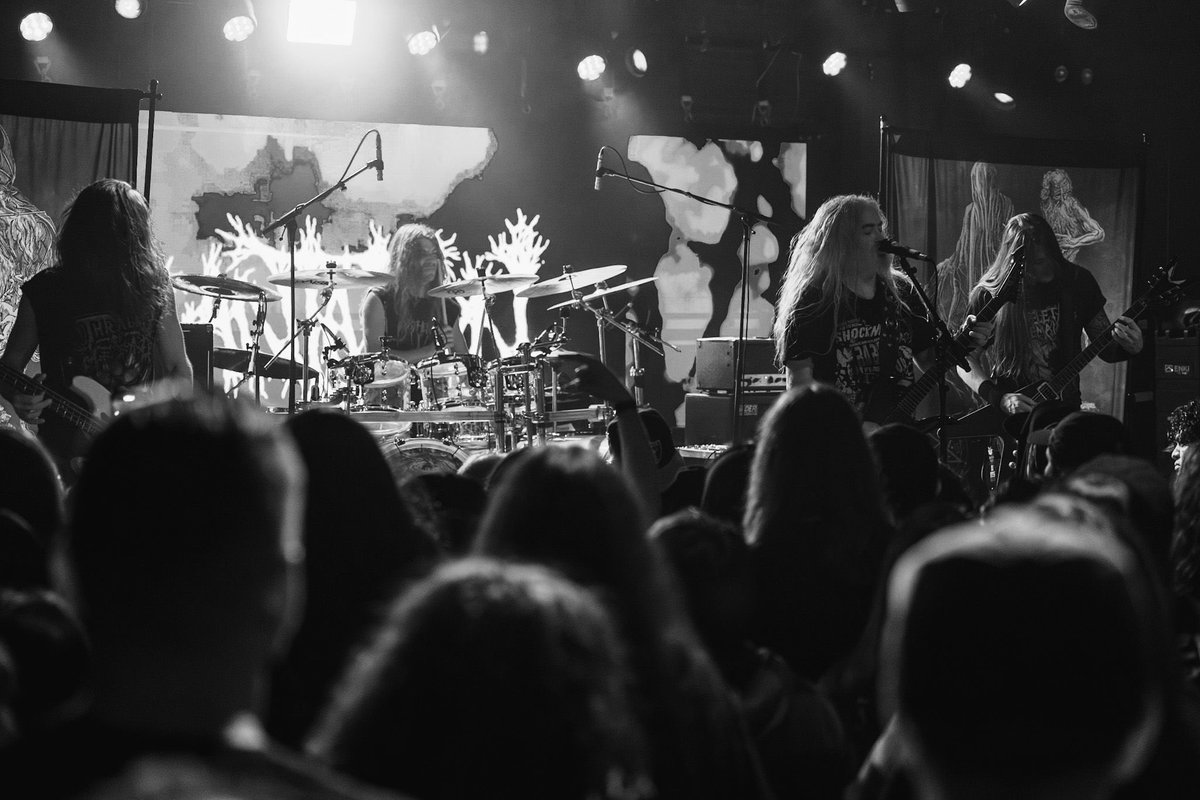 7 shows left on this tour! Forever grateful for the support. We play Albuquerque tonight.

Some shots from our LA show by Dream of Mirrors Photography ⬇️