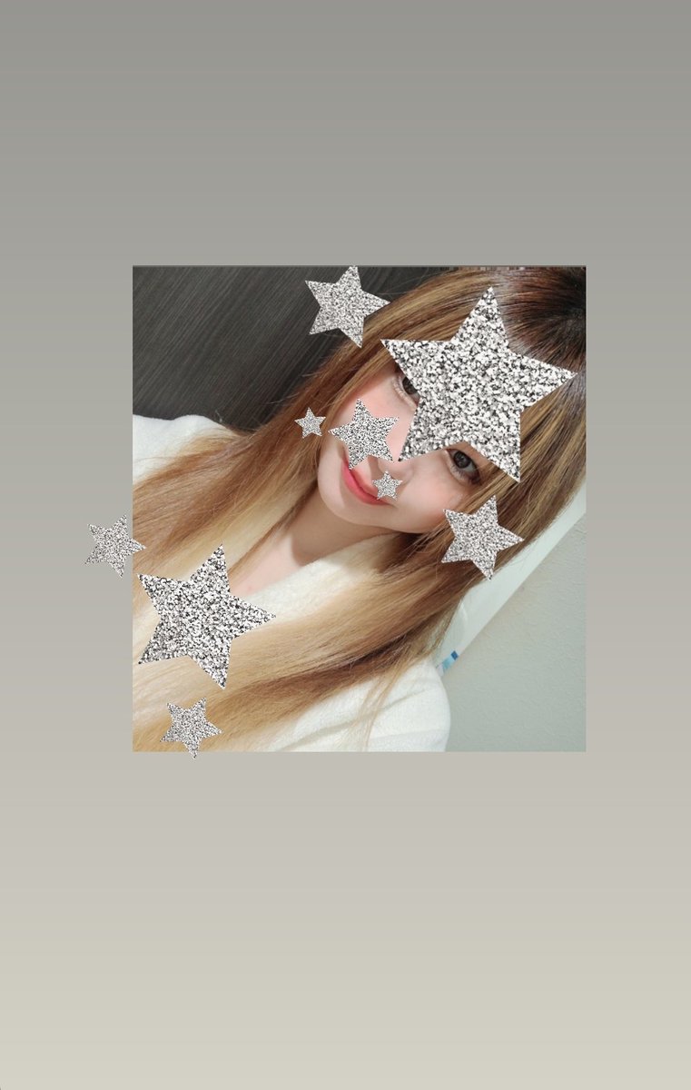 garam1123m's tweet photo. 11/23 誕生日でした 。
風呂上がりはバスローブと言うといつも人に驚かれます
あんまり自己紹介する事ないし
みんなみたく上手く出来ないけど社会人ガラムペンです🩶🤍
寒いトコロにいます
ピオナって言っていいのかいつも困る ……
#serenes https://t.co/1uAr2LG6hJ