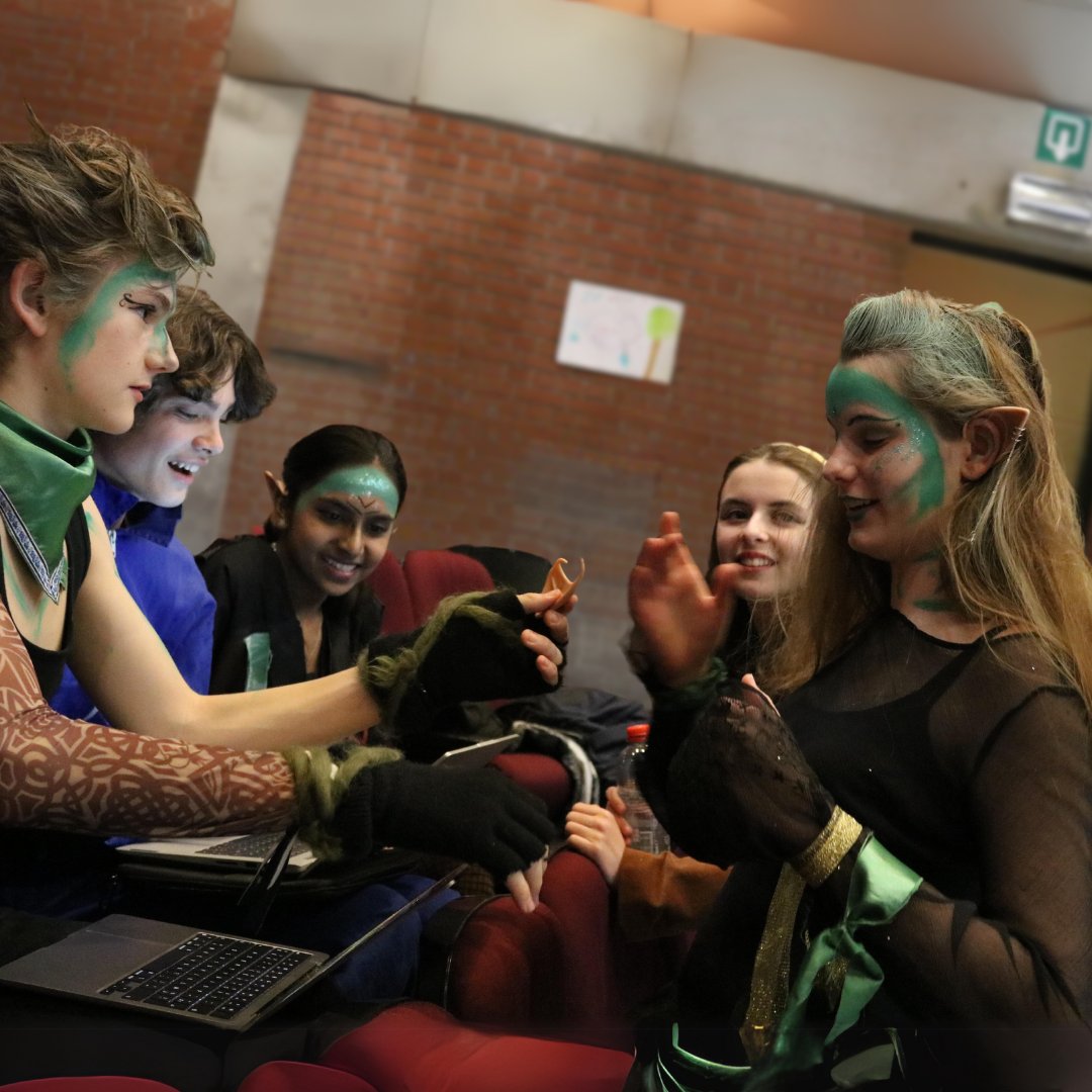 BSB_Brussels's tweet image. Our production of "A Midsummer Night's Dream" hits the stage later this week. Don't miss the magic and be sure to check out our behind-the-scenes preview article, showcasing the incredible hard work that brings all our shows to life! bit.ly/3GhP6Ae #theatre #schoolshow