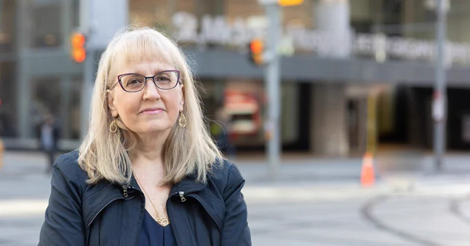 Dr. Sharon Straus