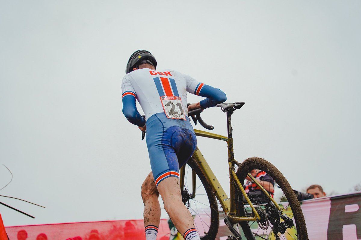 Dan Barnes tweet media