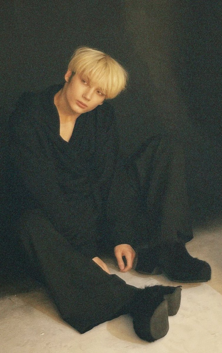 ً (@hyukaviral) on Twitter photo 