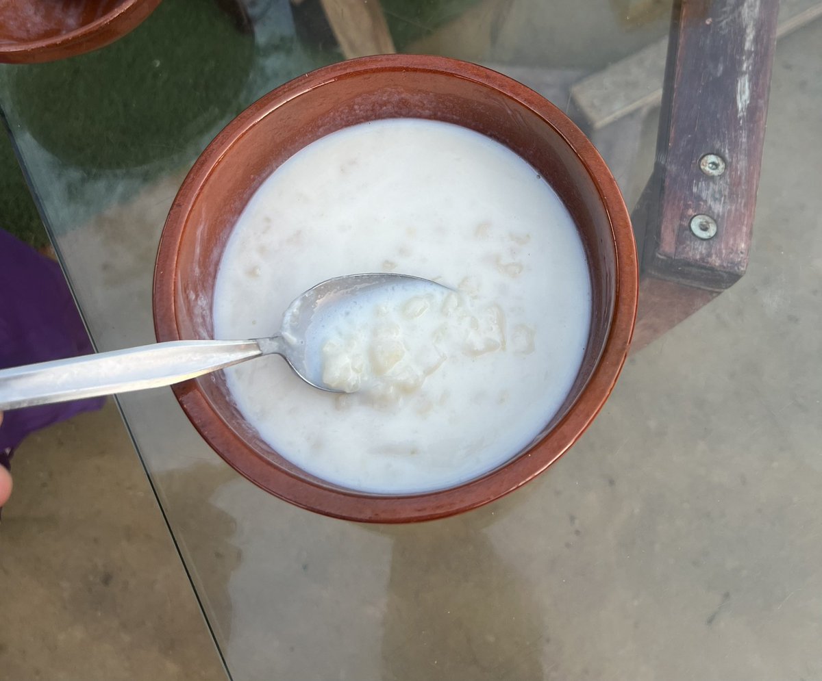 SantaCruzSCZ's tweet photo. Jornada cultural saboreando gastronomía típica. El #CarnavalCruceño la manifestación social, artística, cultural maj grande de #SantaCruzSCZ. En Barcelona difundimos esa tradición a través de la #ACCCC, proyecto carnavalero gestionado por nuestra entidad y los @Cambalanes_2008 https://t.co/BmJbG7IZbu