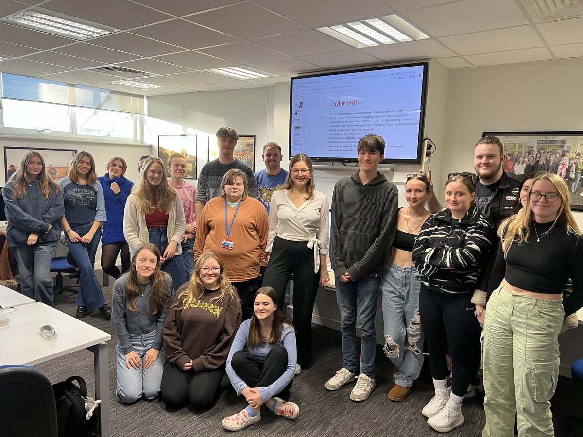 Journalism at UoG tweet media