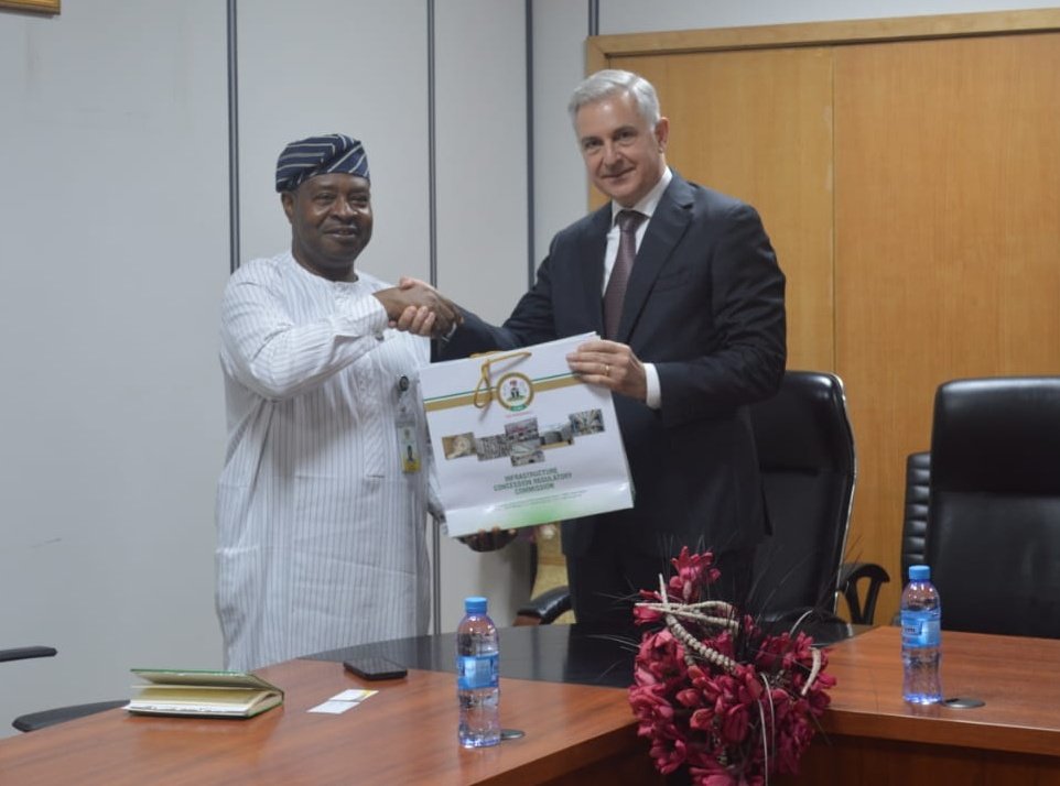 icrcng's tweet photo. @icrcng management team led by DG, Michael Ohiani @ohianiking;  receives Austrian Ambassador to Nigeria, Thomas Schlesinger and VP of Kapsch TrafficCom, Gerd Grobminger on a visit to discuss likely areas of collaboration, especially in the transportation sector. #PPPs @NigeriaGov https://t.co/REz8W0TNQL