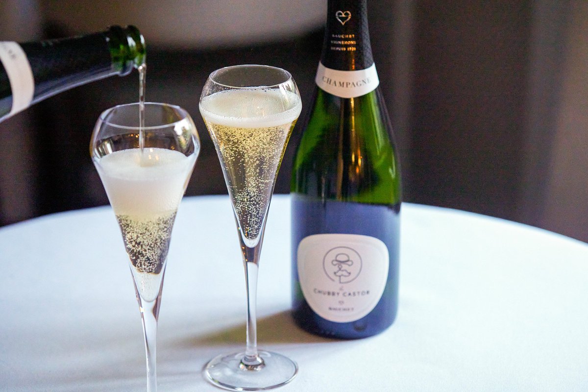 🍾NEW YEAR'S EVE

Savour the magic of New Year's Eve and make it one to remember. 

Join us for lunch and celebrate in true Chubby style with a delicious four or seven course meal, along with a glittering glass of Champagne.

Limited availability and booking link in our bio.