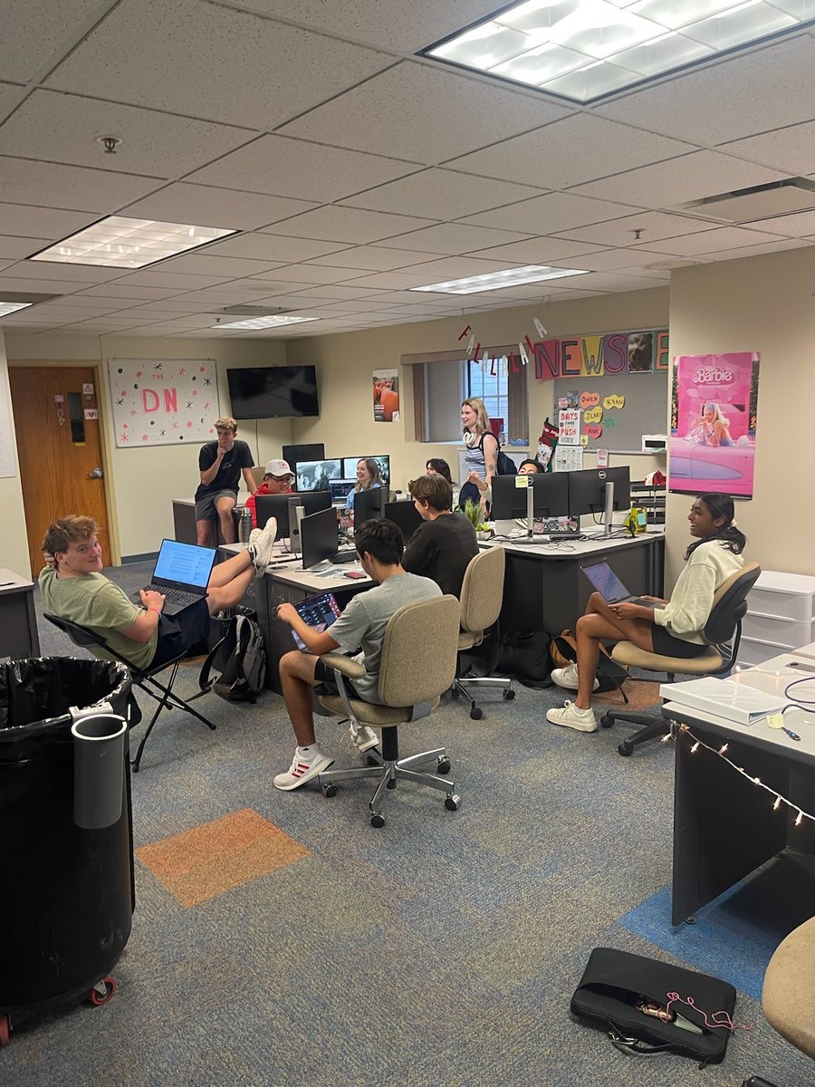 DailyNeb's tweet photo. Today is #GivingNewsDay, and a donation today goes toward supporting Daily Nebraskan student salaries in perpetuity.

A financial gift can provide an opportunity for a student journalist that can truly make a difference. Please consider giving today!
https://t.co/3wb9l64wyb https://t.co/0disiPOHZS