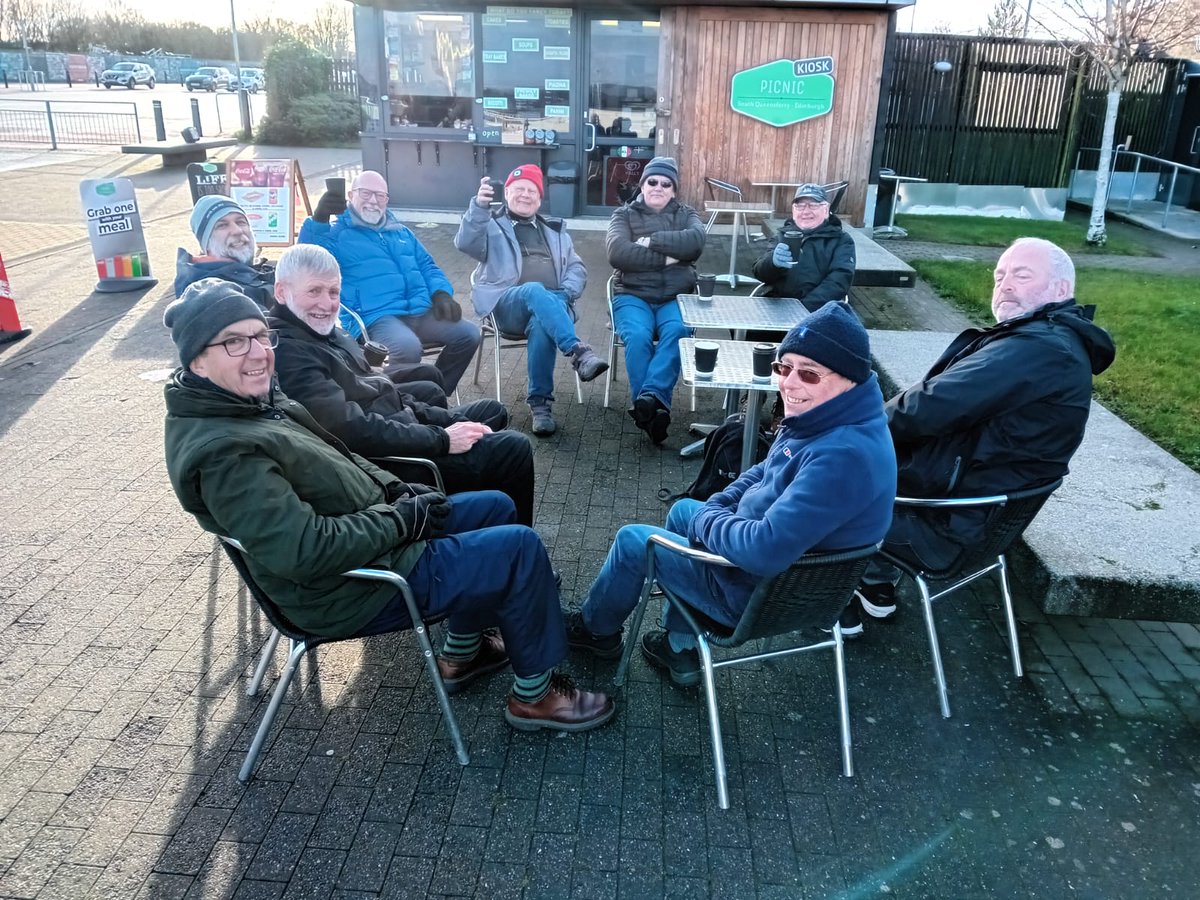 No cruising today so it was a crew picnic at South Queensferry. Santa cruises start next week.